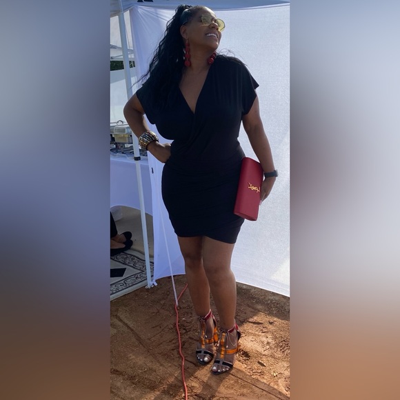 11 - Picture 9 of 12